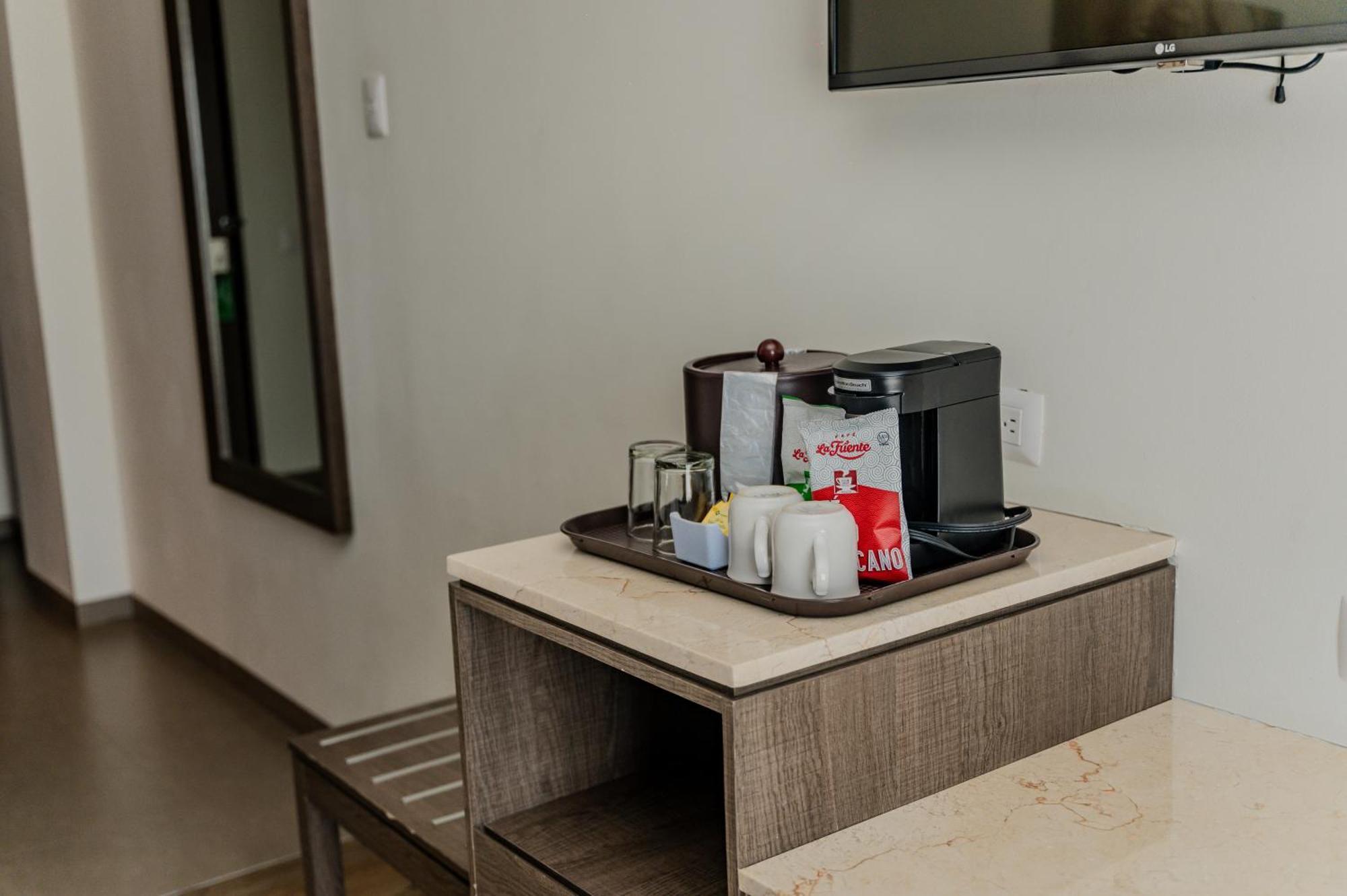 Hampton Inn By Hilton Celaya Celaya  Zimmer foto
